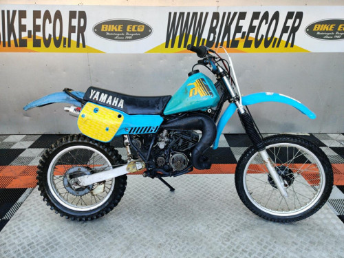 YAMAHA IT 175