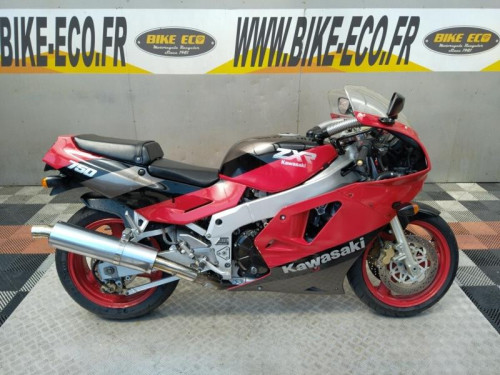 KAWASAKI ZXR 750 STINGER