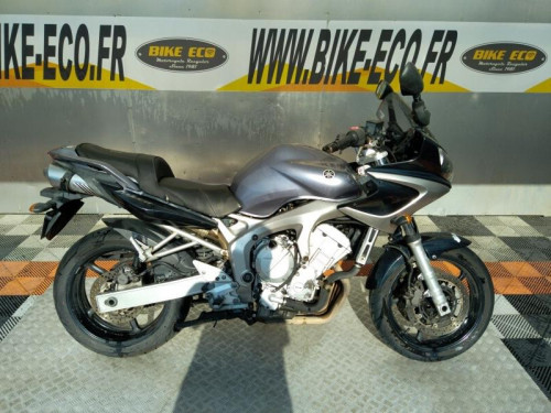 YAMAHA FAZER 600