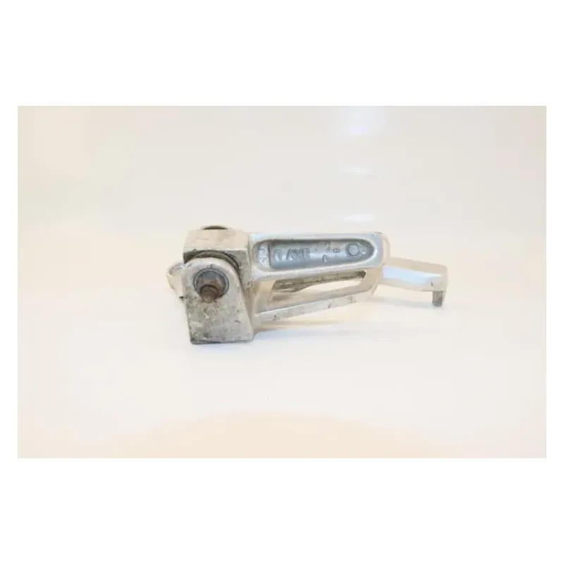 Platine arriere gauche YAMAHA FZS 600 FAZER 1998 - 2001