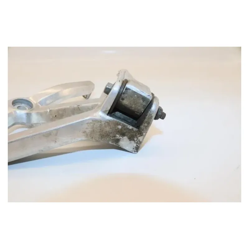 Platine arriere gauche YAMAHA FZS 600 FAZER 1998 - 2001