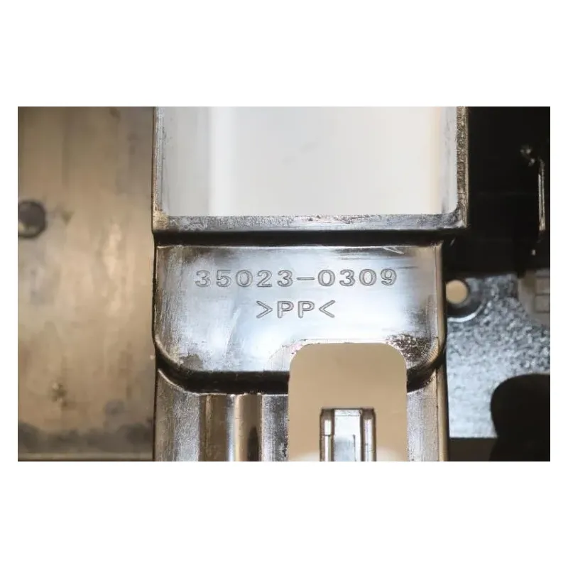 Support de plaque et eclairage KAWASAKI ER6 650 N 2012 - 2016