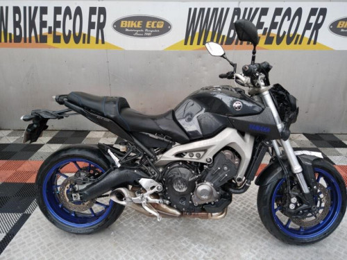 YAMAHA MT-09 850