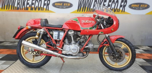 DUCATI MHR 900