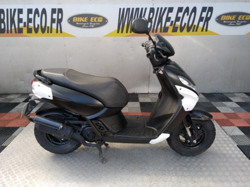 PEUGEOT KISBEE 50 STREET ZONE