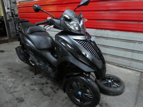 PIAGGIO 300 YOURBAN