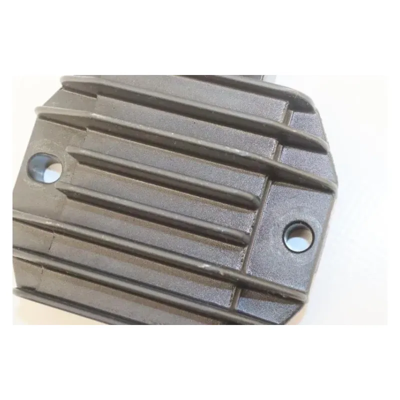 Regulateur charge batterie YAMAHA YBR 125 2007 - 2009
