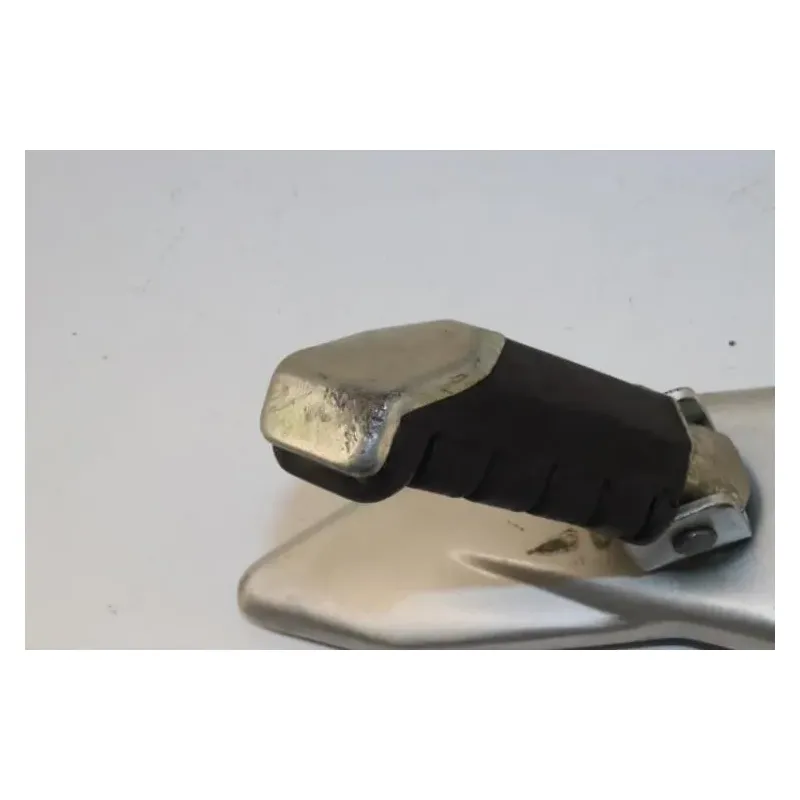 Platine arriere droite YAMAHA YBR 125 2007 - 2009