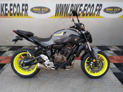 YAMAHA MT-07 700 ABS