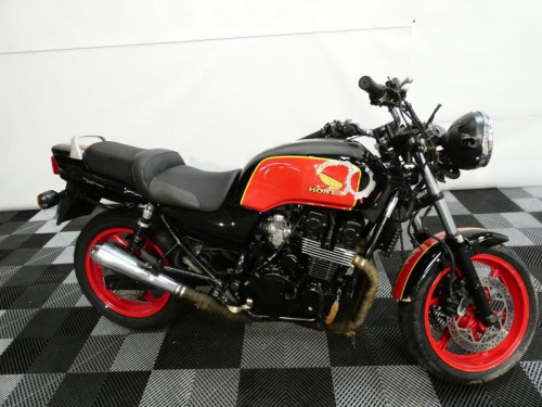 HONDA 750 CB SEVEN FITTY