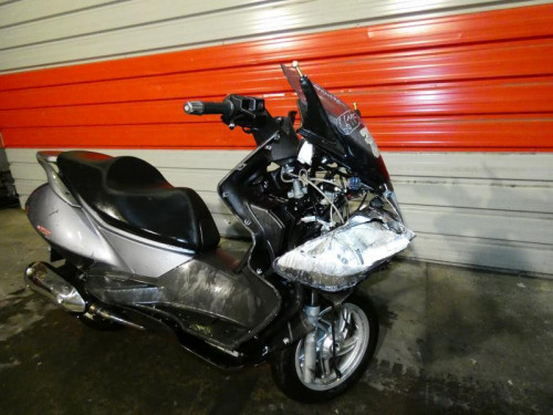 APRILIA 300 ATLANTIC