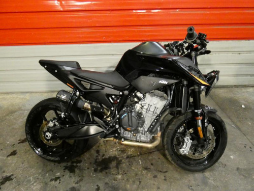 KTM 890 DUKE