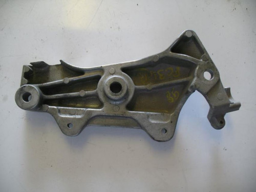 Berceau cadre avant droit HONDA CB F 600 1998-1999 HORNET