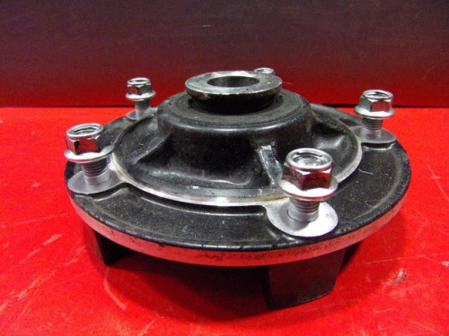 Porte couronne SUZUKI GSR 750 11-16