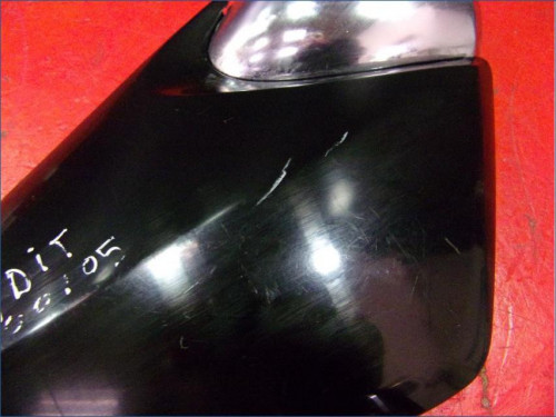 Demi flanc selle droit SUZUKI 600 GSF BANDIT N 2000 - 2004