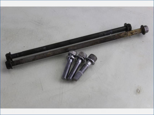 Kit visserie YAMAHA FZ6 FAZER N 04-07