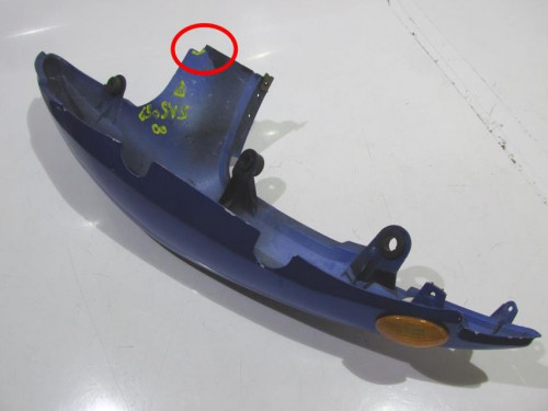 Cache carenage coque arriere droit SUZUKI SV 650 1999-2002