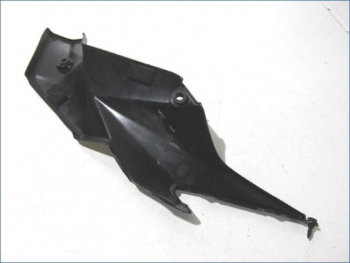 Cache carenage sous selle droit SUZUKI GSR 750 2011-2016
