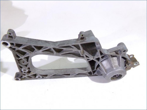 Bras support pot echappement GILERA FUOCO 500 2007-2013
