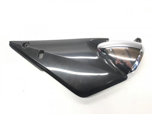 Cache carenage sous selle droit SUZUKI GSF 600 2000-2004 N BANDIT