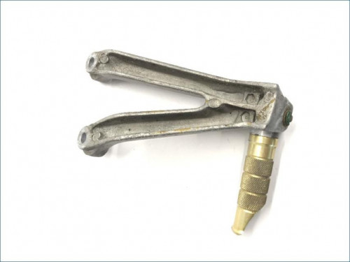 Platine et repose pieds arriere gauche HONDA CBR 900 RR 1996-1997 FIREBLADE