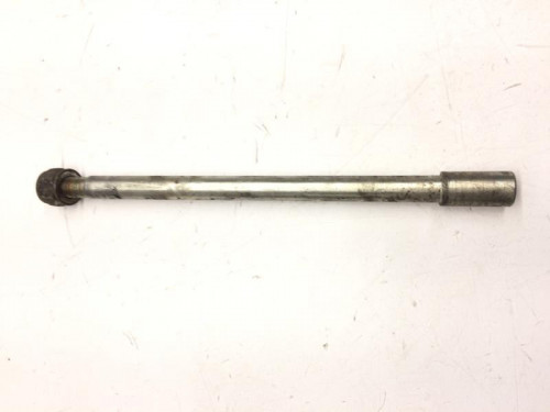 Axe de roue avant PIAGGIO X9 125 03-07