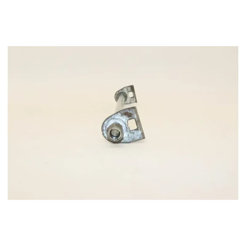 Axe de roue arriere SUZUKI GSXF 750 1998 - 2003
