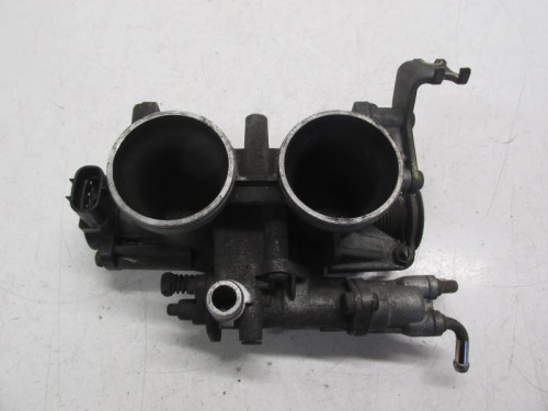 Rampe d'injection YAMAHA XP 500 2004-2007 T-MAX