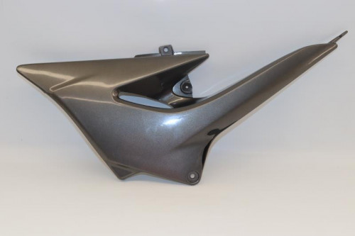 Demi flanc selle gauche KAWASAKI 750 ZR7 1999 - 2004