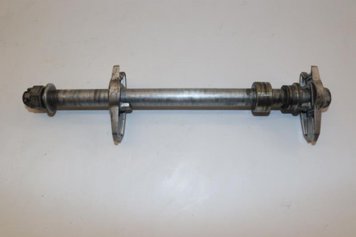 Axe de roue arriere KAWASAKI 650 ER6 N 2009 - 2011