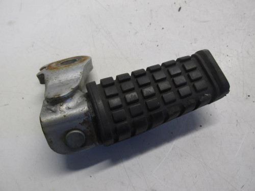 Platine et repose pieds arriere gauche KAWASAKI GPZ 500 1987-1993