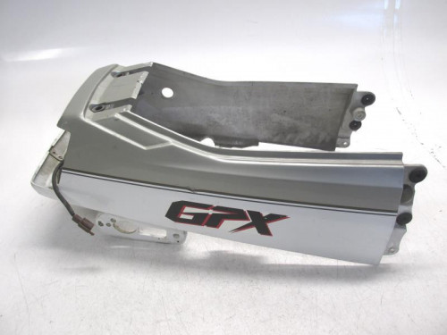 Cache carenage coque arriere KAWASAKI GPX 750 R 1987-1989