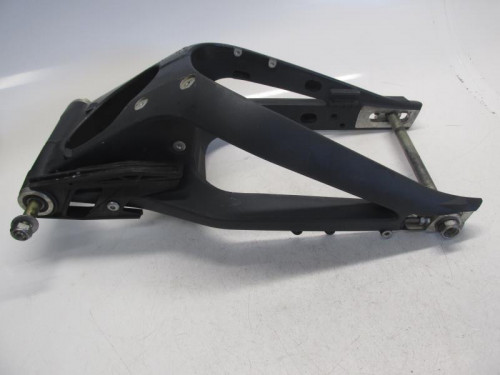 Bras oscillant TRIUMPH STREET TRIPLE R 675 2009-2011