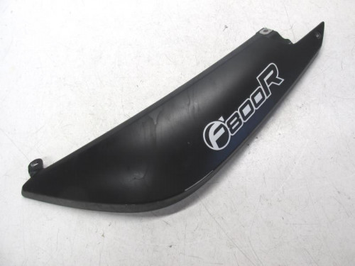 Cache sous selle gauche BMW F 800 R 2009-2014