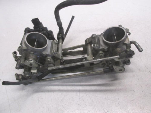 Rampe d'injection SUZUKI SV 650 S 2007-2015