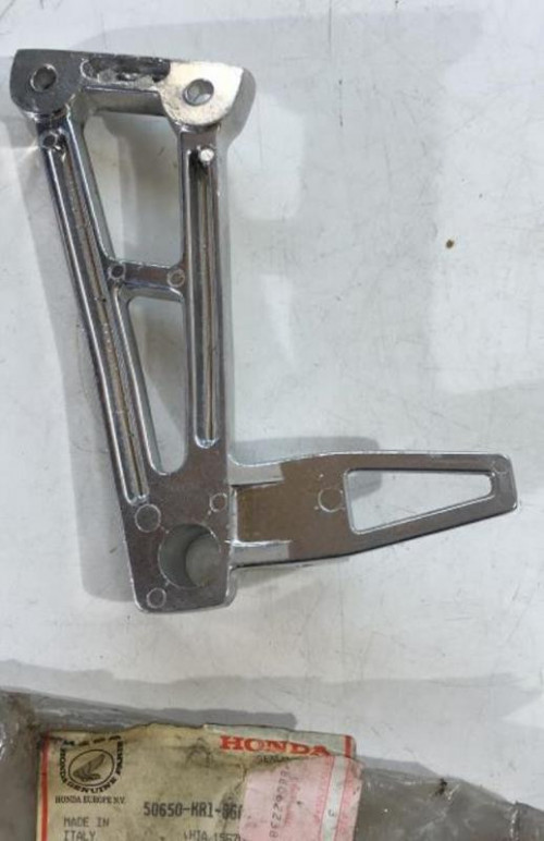 Platine arriere droite HONDA NSR 125 1987-1988