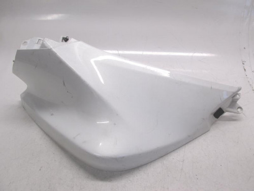 Cache reservoir droit HONDA VFR 1200 F 2010-2016
