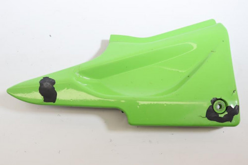 Demi flanc selle droit DAELIM 125 ROADWIN 2004 - 2011