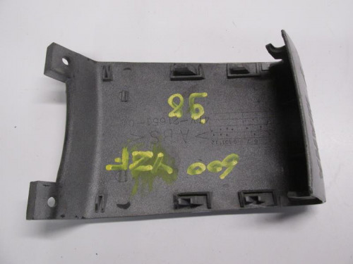 Cache jonction coque arriere YAMAHA YZF 600 R 1996-2002 THUNDERCAT