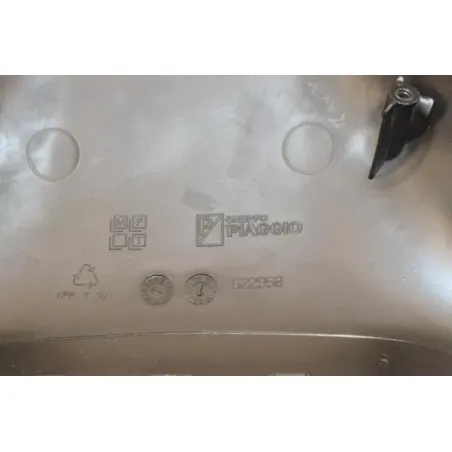 Cache guidon inferieur PIAGGIO MP3 250 LT 2008 - 2009