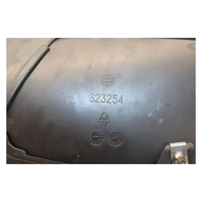 Plancher marche pied gauche PIAGGIO MP3 250 LT 2008 - 2009