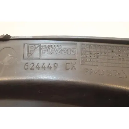 Demi flanc selle droit PIAGGIO MP3 250 LT 2008 - 2009