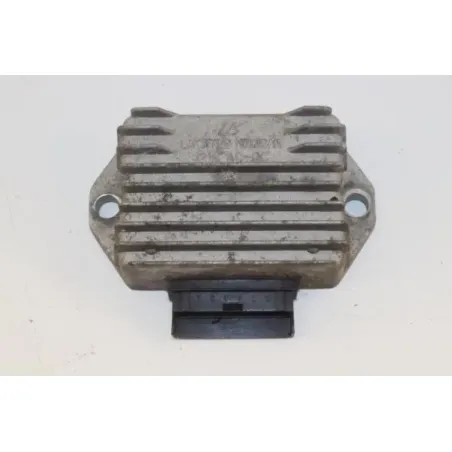 Regulateur charge batterie PIAGGIO TYPHOON 50 2010 - 2017