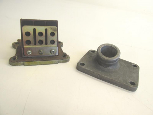 Boite a clapets pipe admission DERBI SENDA 50 R 2000-2001