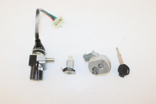Jeu de serrure contacteur a cle MAZAKI 125 LB 2012 - 2012