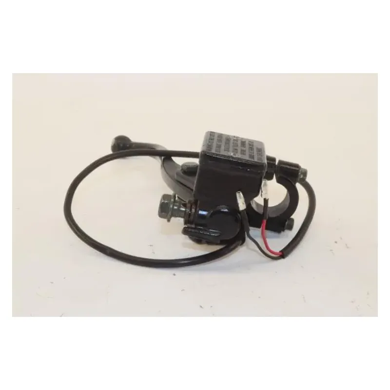 Maitre cylindre frein avant UB QT 50 2021 - 2022