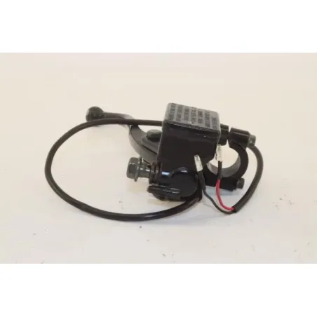 Maitre cylindre frein avant UB QT 50 2021 - 2022