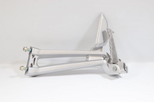 Platine arriere droite YAMAHA 125 YZF R 2014 - 2014