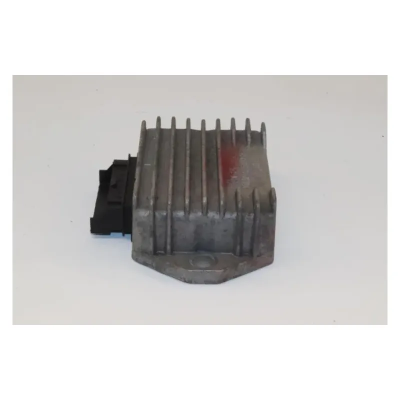 Regulateur charge batterie PIAGGIO VESPA LX 50 2009 - 2013