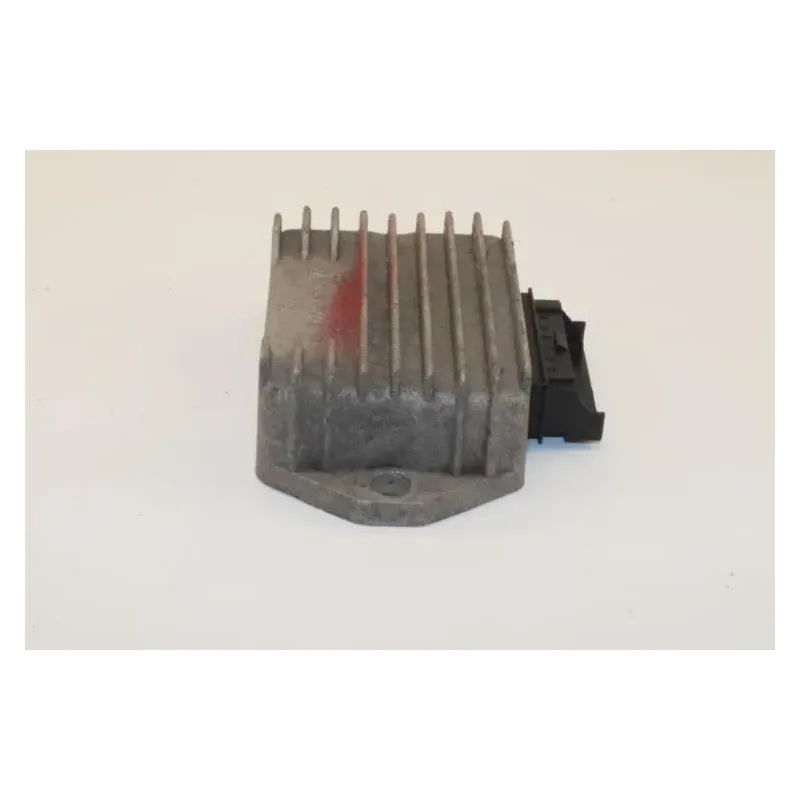 Regulateur charge batterie PIAGGIO VESPA LX 50 2009 - 2013